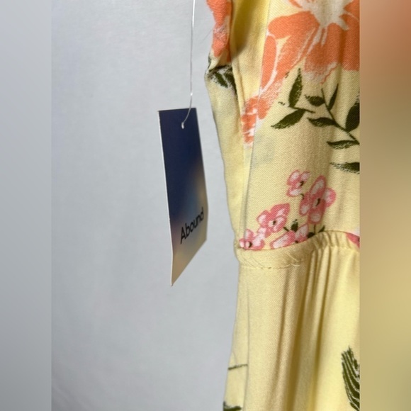 NWT Abound Floral Midi Dress With Tie Front - Picture 4 of 4